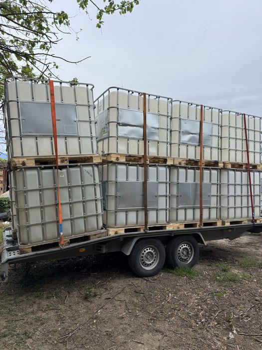 Цисцерни 1000л от хид.масло 90€