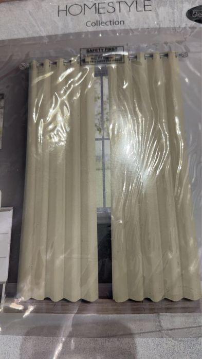 Set draperii crem noi sigilate 168x229