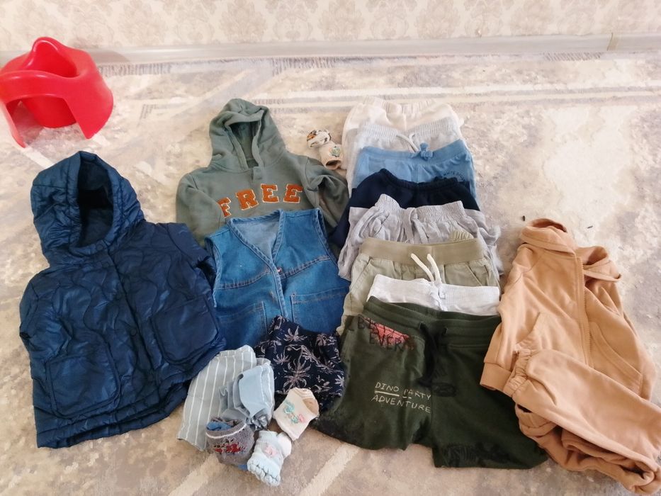 Отдам вещи для мальчика на годик