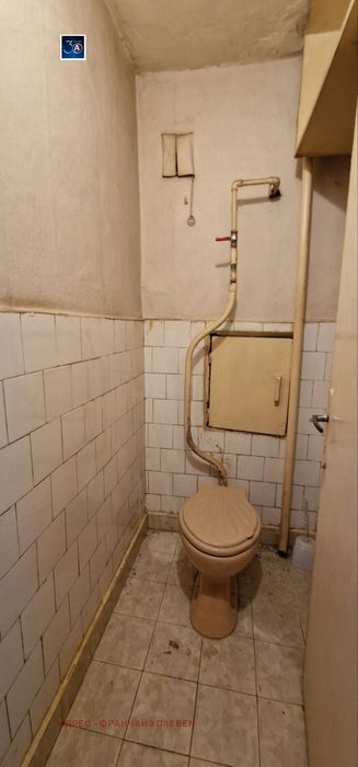 Продава се Тристаен апартамент в Плевен, Идеален център - 100 кв.м за 900 €/кв.м - Снимка #7