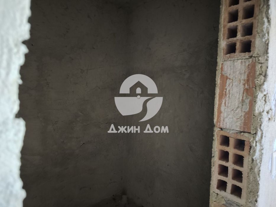 Продава се Тристаен апартамент в Обзор - 112 кв.м за 632 €/кв.м - Снимка #4