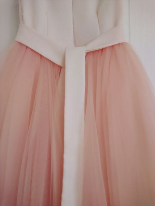 Нарядное платье для девочки