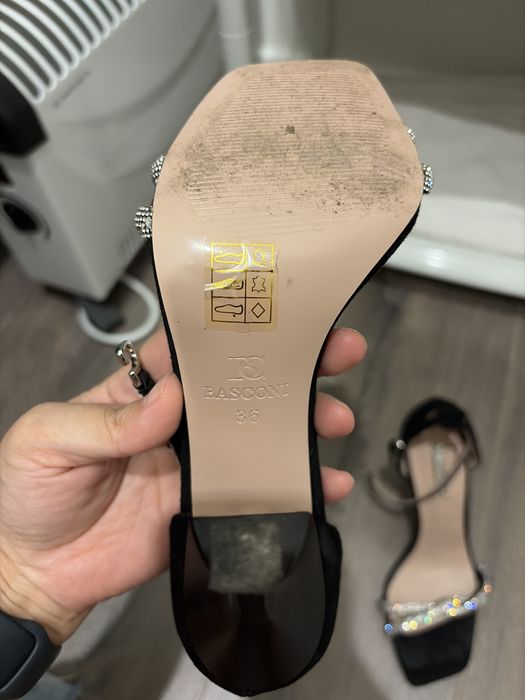 Босоножки basconi 36p