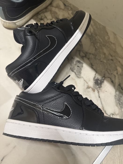 Nike Air Jordan black