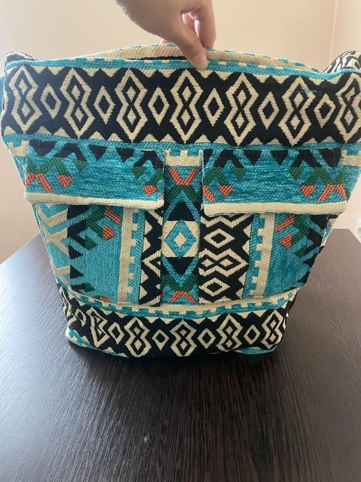 Стильная и очень удобная сумка