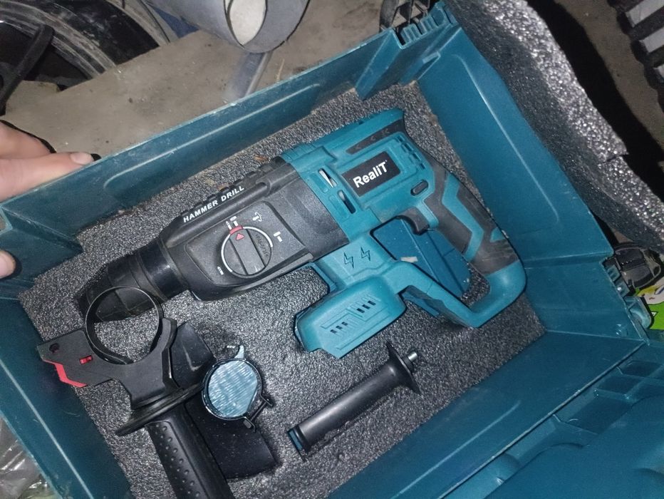 Продам болгарку и перфоратор