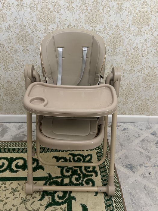 продается стульчик-шезлонг