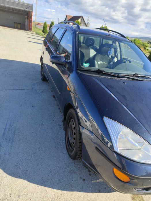 FORD Focus 2001 — imagine 4