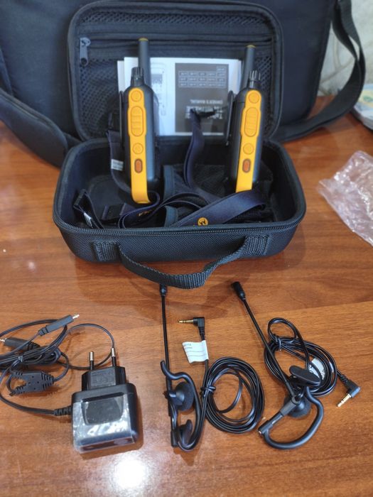 Продаю Рация Т 82 новый