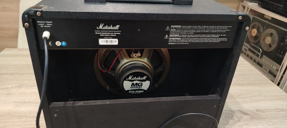 Китарен усилвател MARSHAL MG 30 DFX