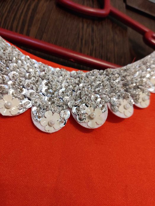 Rochie simplă pentru ocazii speciale