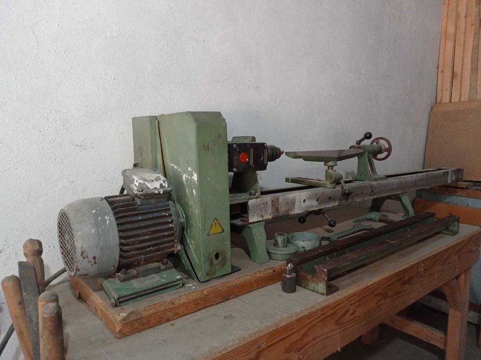 Токарный станок по дереву