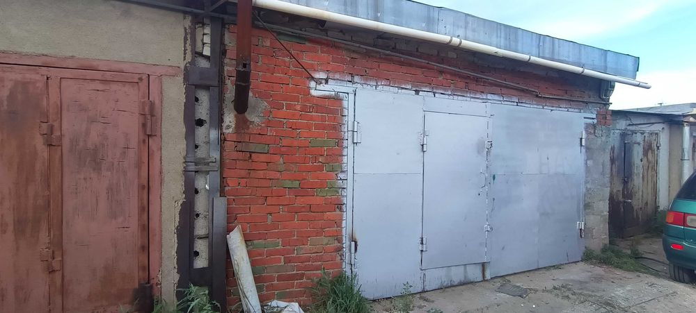 Продам просторный гараж в 9 ГО