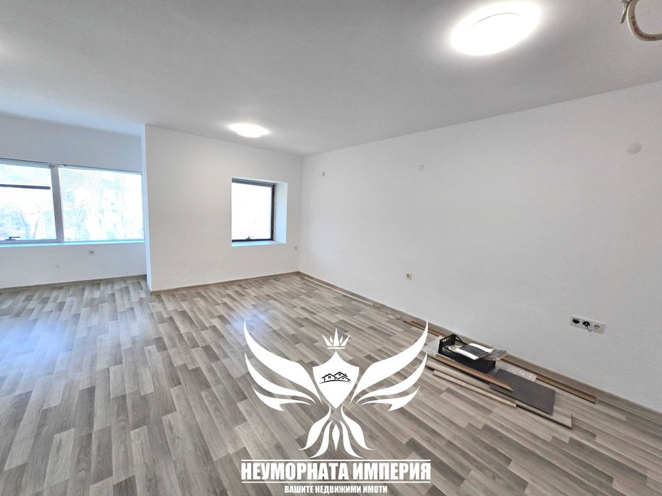 Дава се под наем Офис в Асеновград - 45 кв.м за 233.07 € - Снимка #8