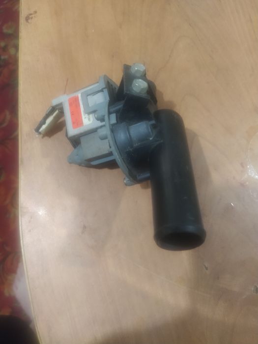 Двигатель от стиральной машины