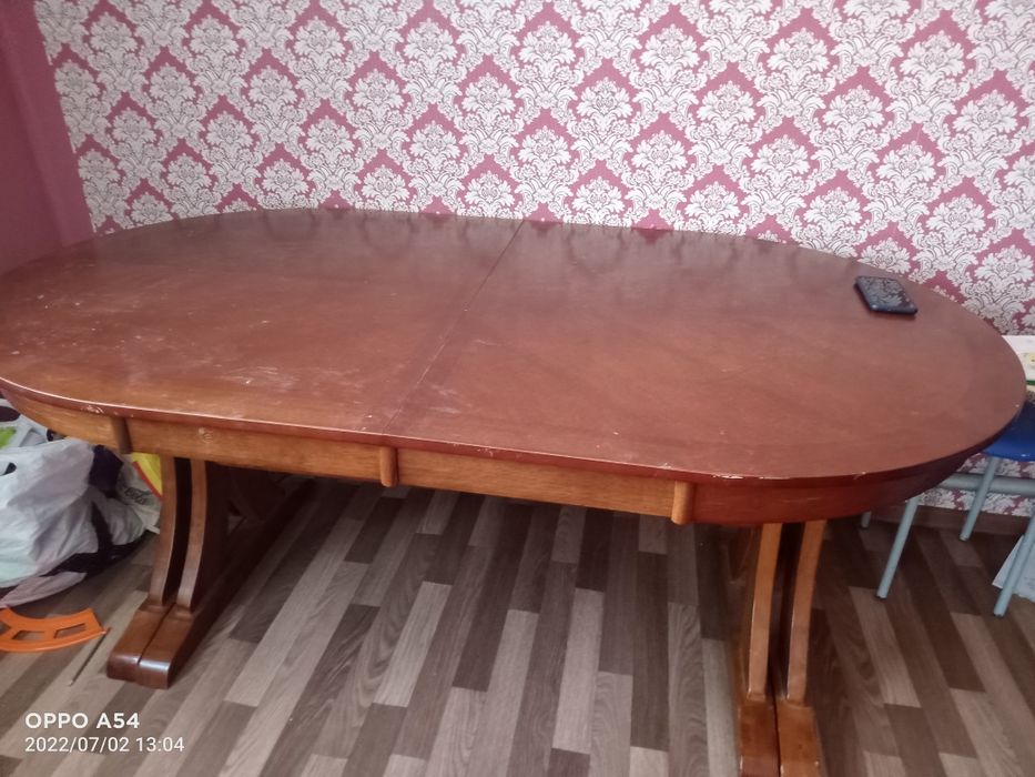 Стол орындықтарымен