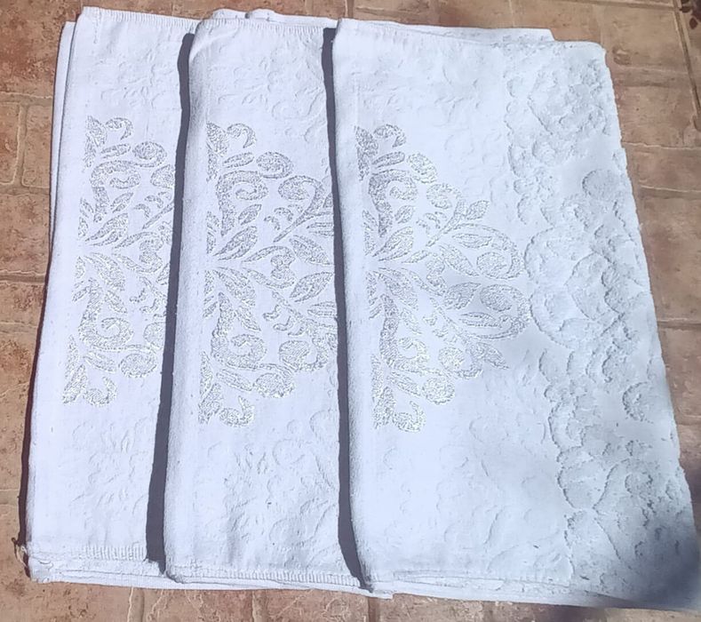 Set 3 prosoape baie 50x100 cm, albe