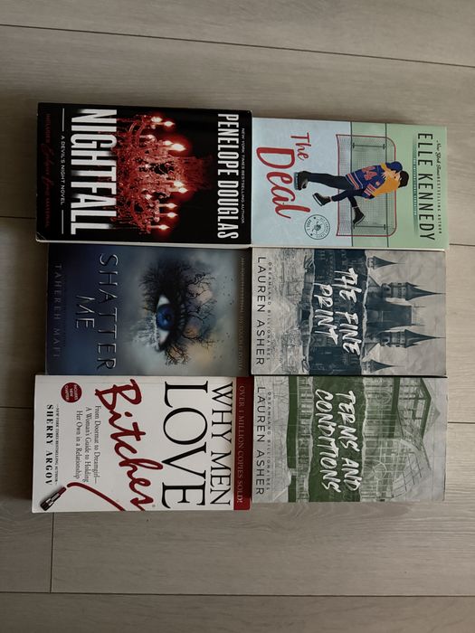 Книги на английски език / booktok книги
