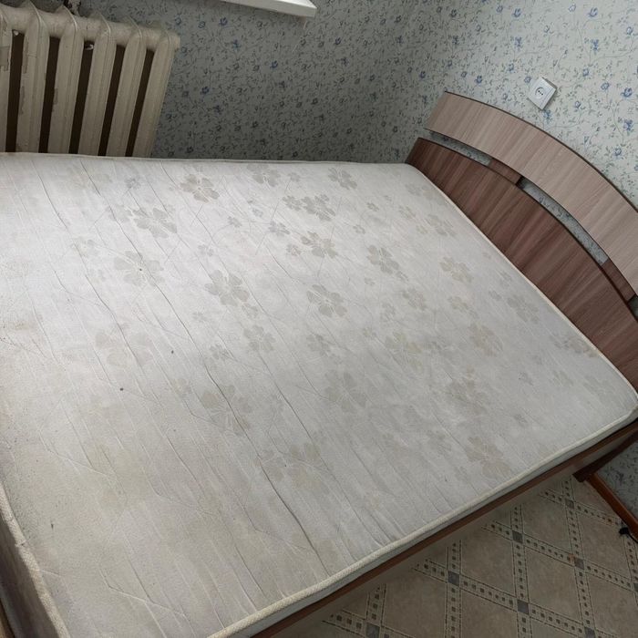 Продам кровать недорого