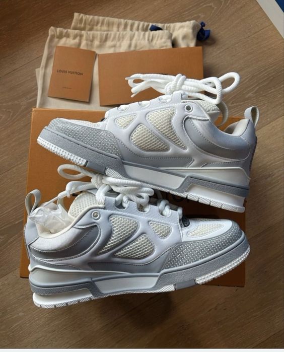 Louis Vuitton skate grey