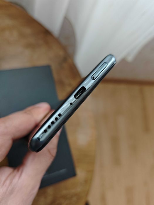 НОВ Xiaomi Poco F3 Night Black