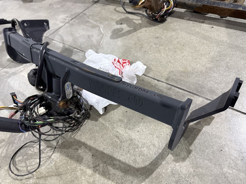 ОТЛИЧЕН Теглич С Букса, Окабеляване И Модул за  *HYUNDAI I40 / I40CW / 2011г-2019г*