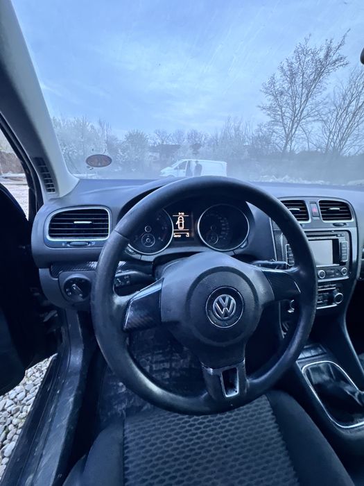 VOLKSWAGEN Golf 2010 — imagine 4