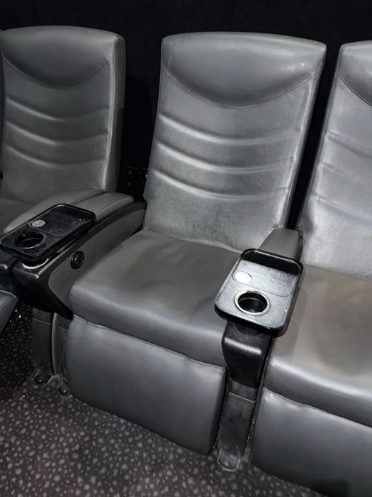 Кресло для кинотеатра