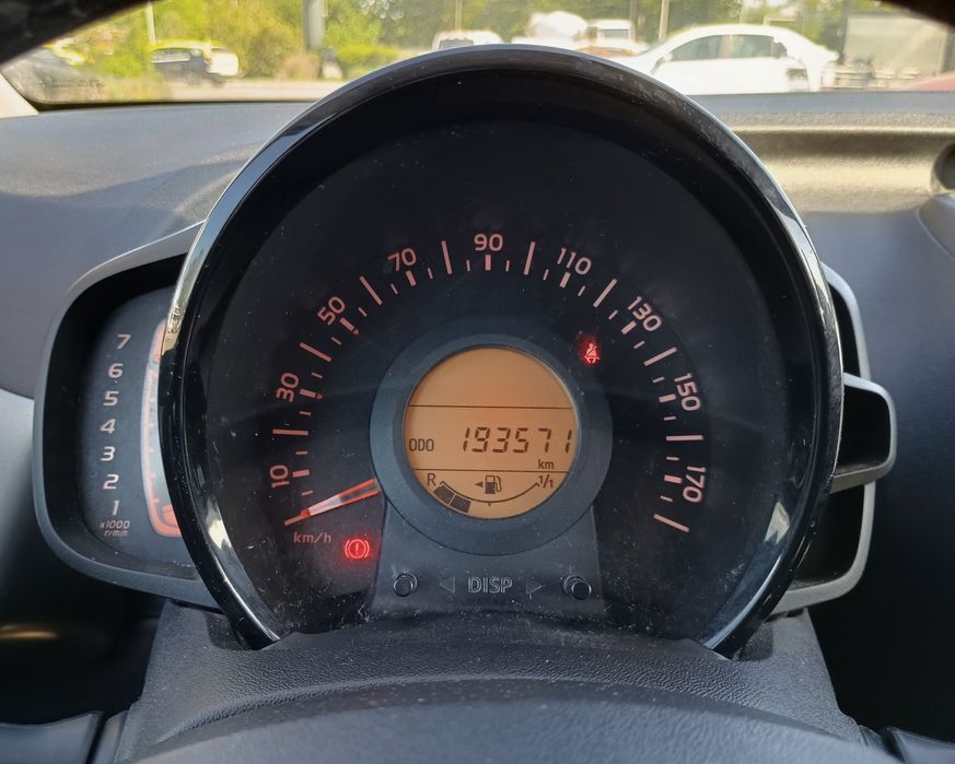 PEUGEOT 108 - 1.2i 82Cp Pur-Tech ALLURE