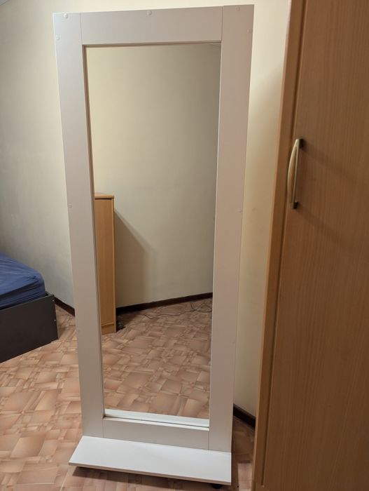 Зеркало напольное на колесиках 70х183