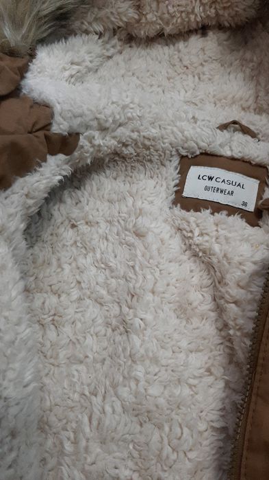 Куртка 5000 тенге 6000 тенге