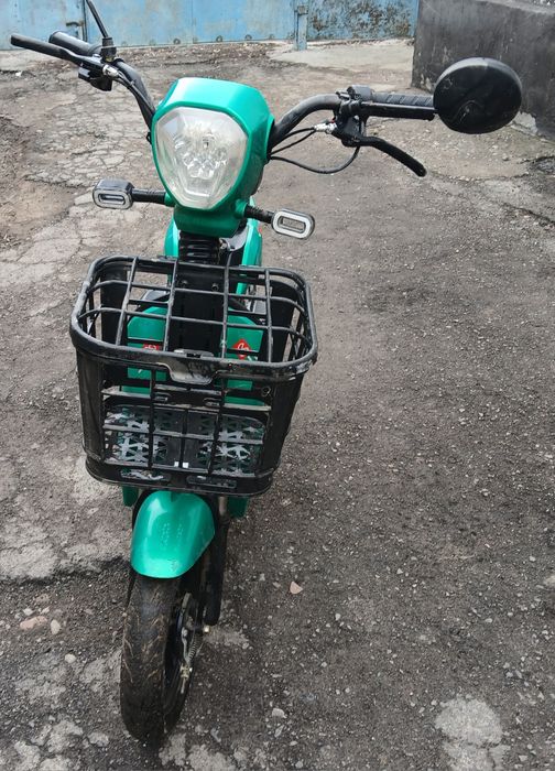 Продам скутер не на ходу