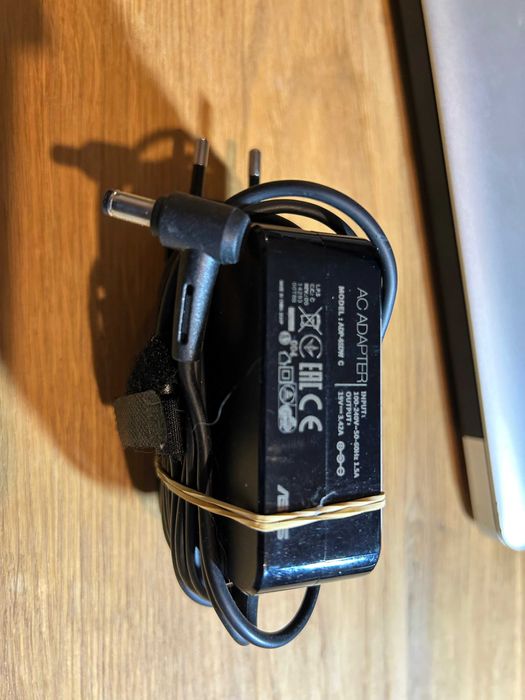 Incarcator laptop ASUS 19V- 45W, 65W, 90W.