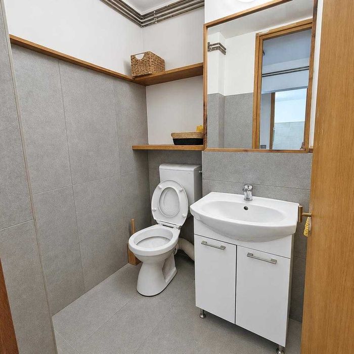inchiriez apartament