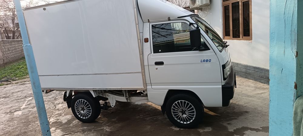 Лабо 2023 срочно сотилади