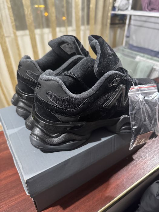 Adidasi new balance nr 42