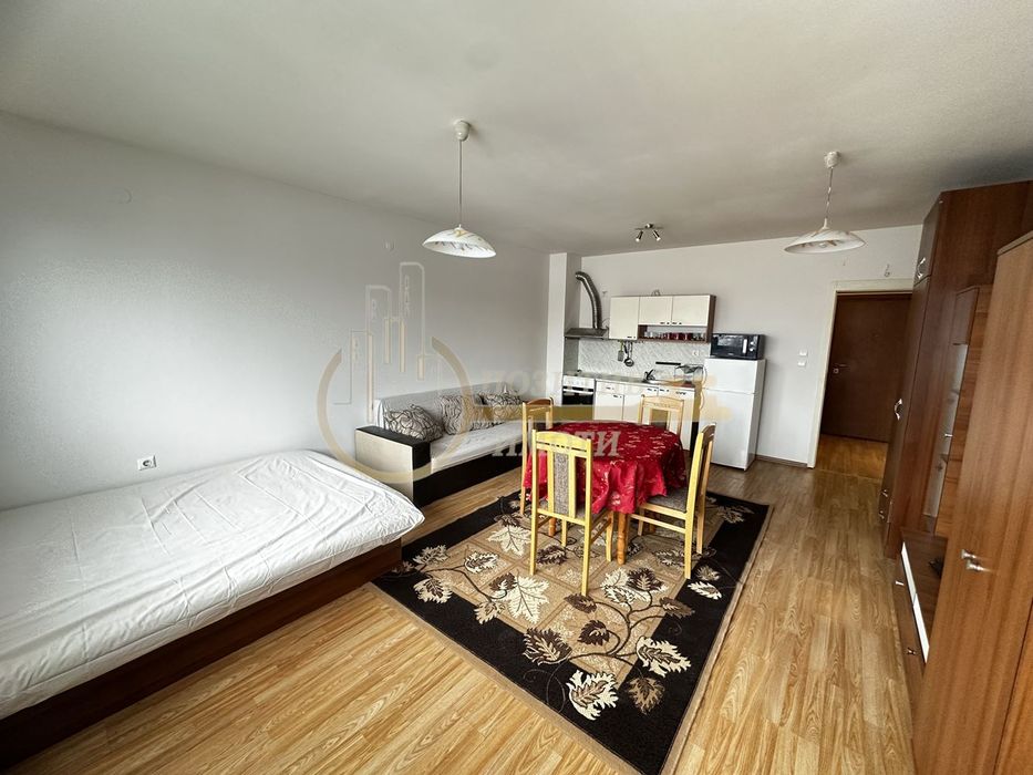 Дава се под наем Двустаен апартамент в София, Стрелбище - 89 кв.м за 598.23 € - Снимка #1