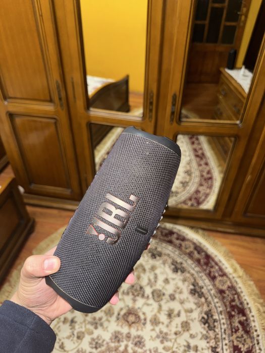 Boxa charge 5 stae perfecta !!!