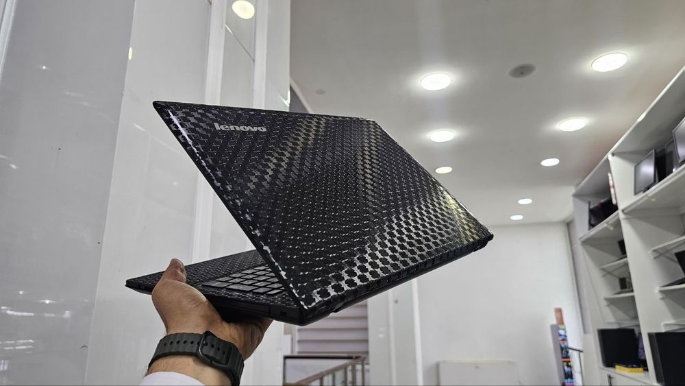Lenovo endi 1 mln 150 ga компактный  SSD li современный notebook?!