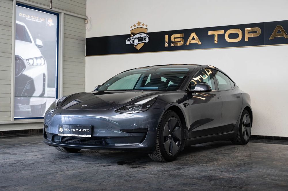 Tesla Model 3 Rate Leasing Garantie 24 Luni