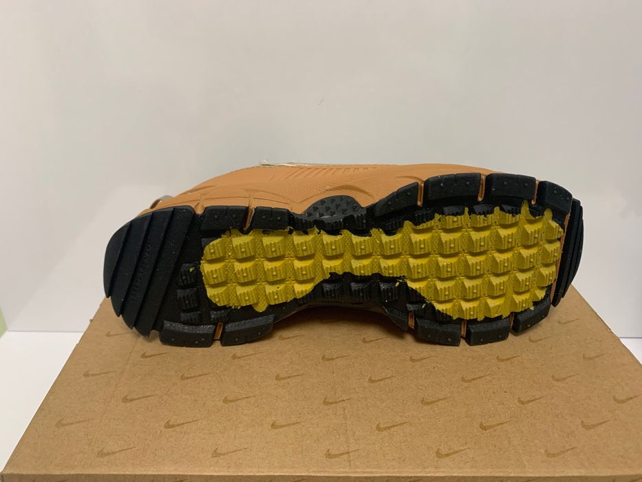 Оригинални дамски маратонки Nike Zoom Vomero Roam 'Flax' номер 39