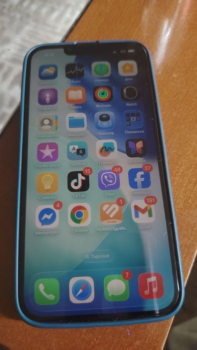 Продавам айфон 13 про като нов