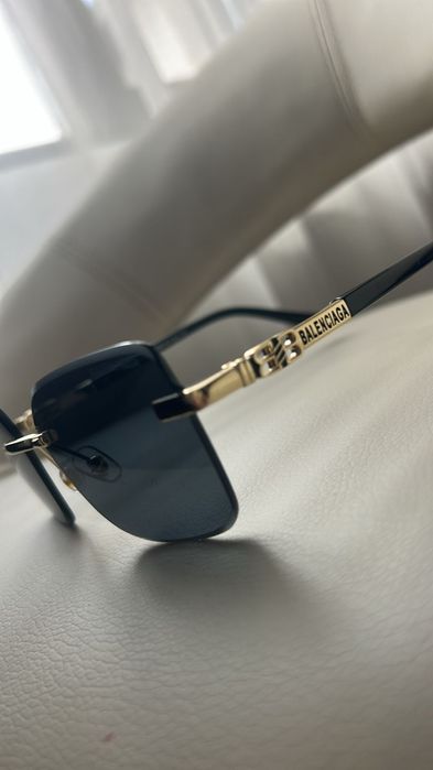 Ochelari de soare Balenciaga model nou vara