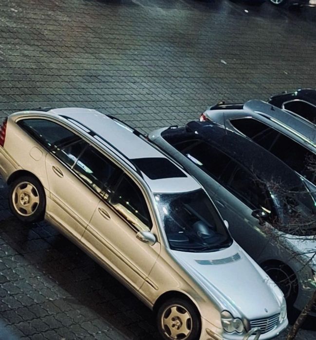 Mercedes-Benz C220 automat