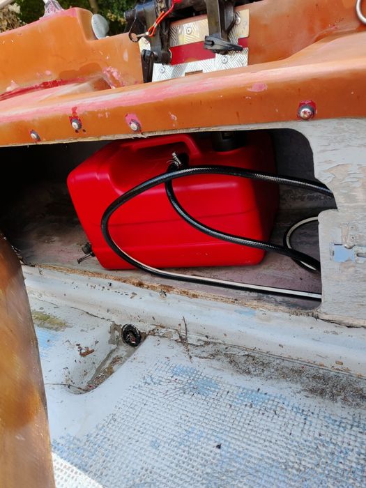 Лодка с мотор 5м