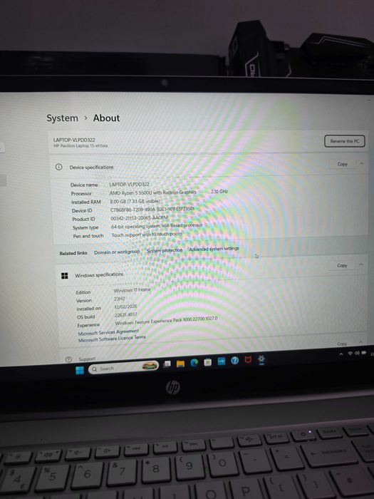 Лаптоп HP Pavillion 15, Ryzen 5500, 8GB RAM, 512GB SSD, Touchscreen