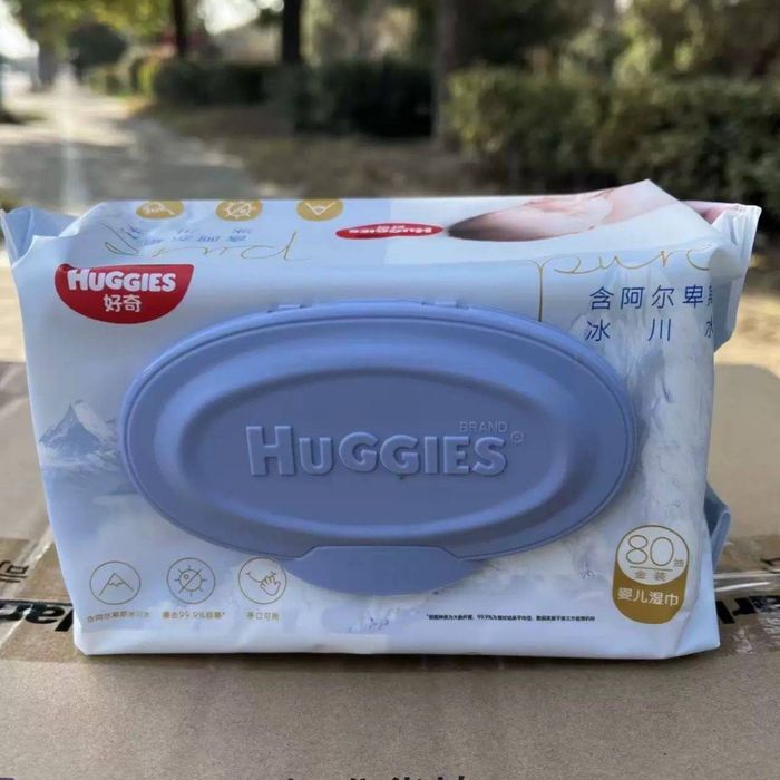 Влажные салфетки Huggies
