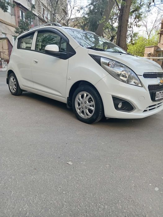 Продаётся машина spark