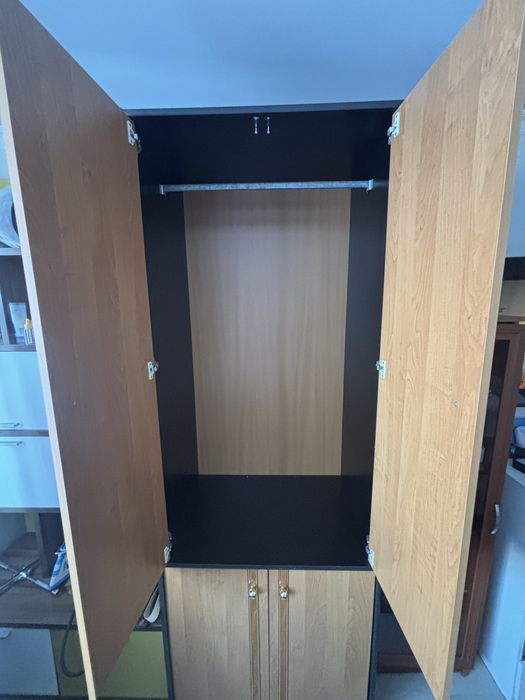 Продам шкаф самовывоз