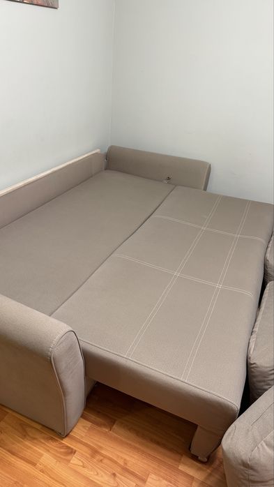 Canapea extensibila cu spatiu depozitare 235 x 100 cm